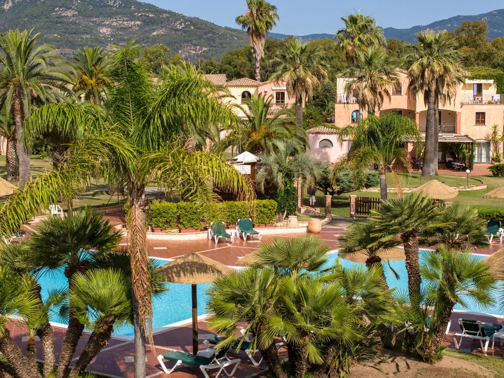 Baia Delle Palme Beach Santa Margherita di Pula Exteriör bild