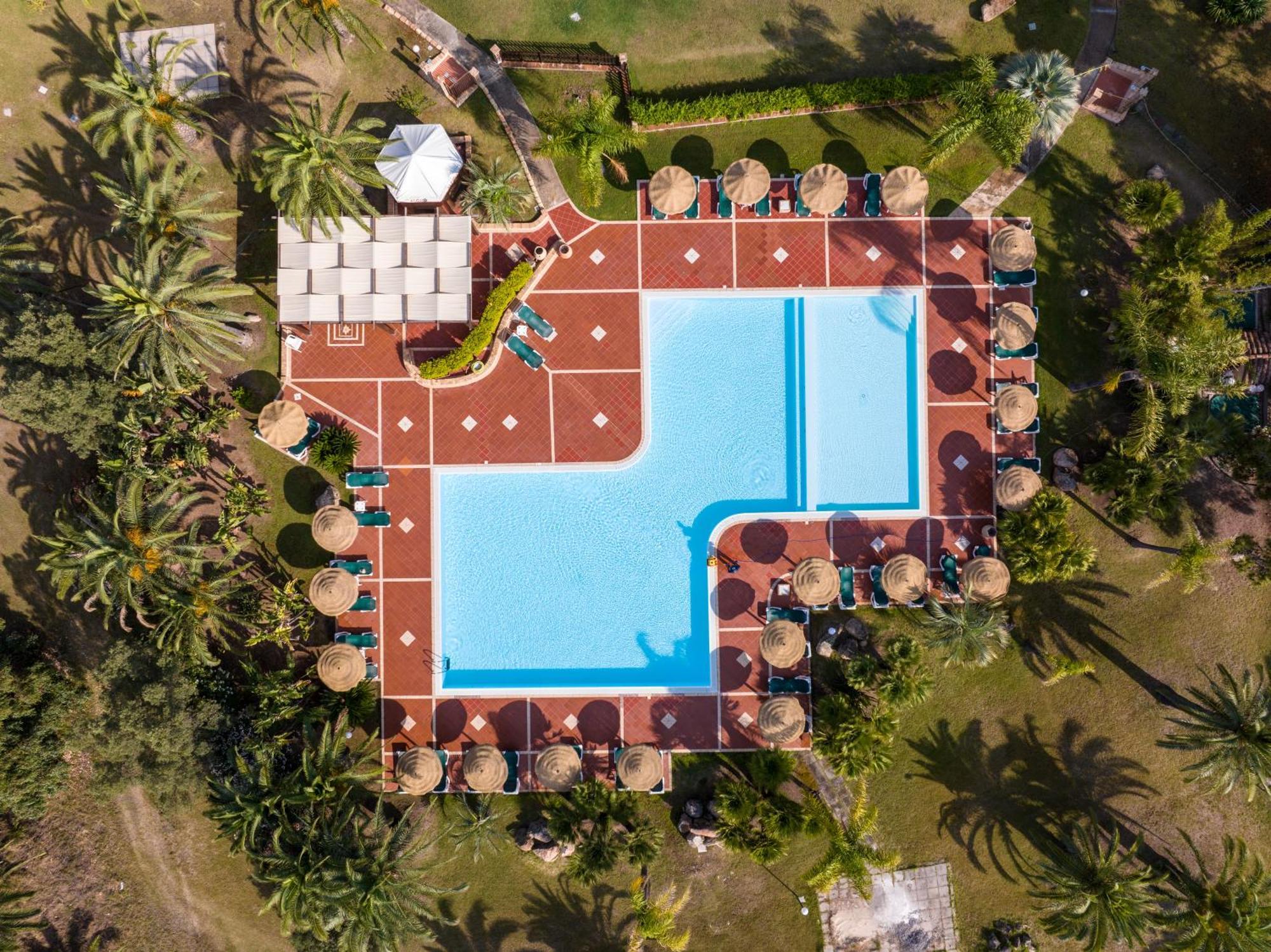 Baia Delle Palme Beach Santa Margherita di Pula Exteriör bild